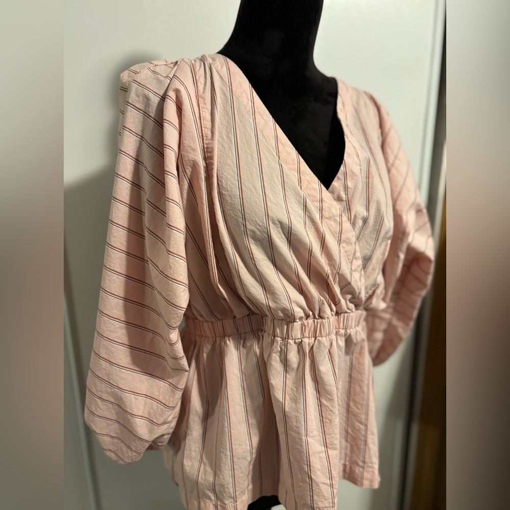 Babydoll Shirt Women’s Size Medium Light Pink With Stripes Empire Waist Stretch
